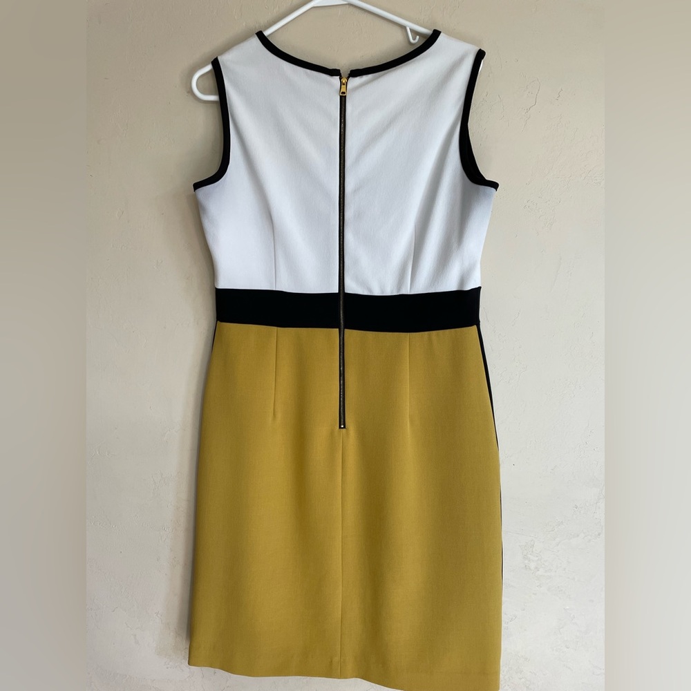 Sandra Darren Business Dress